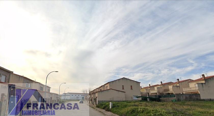 For sale of house in El Casar de Escalona