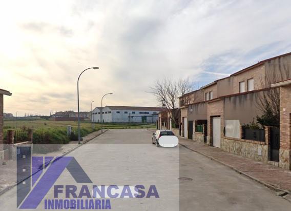 For sale of house in El Casar de Escalona