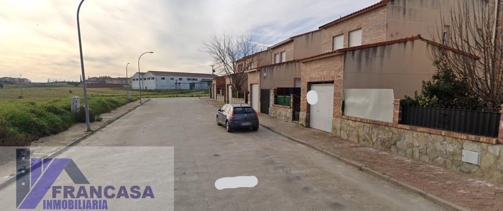 For sale of house in El Casar de Escalona