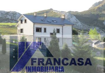 For sale of chalet in Somiedo