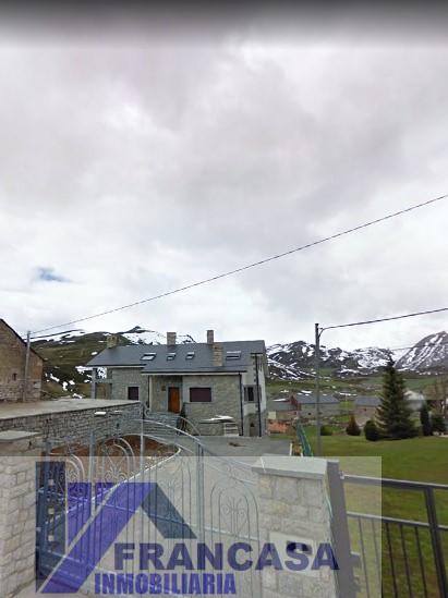 For sale of chalet in Somiedo