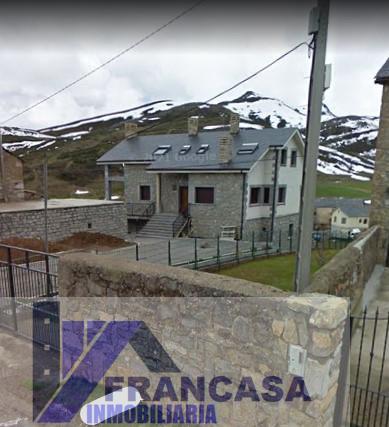 For sale of chalet in Somiedo