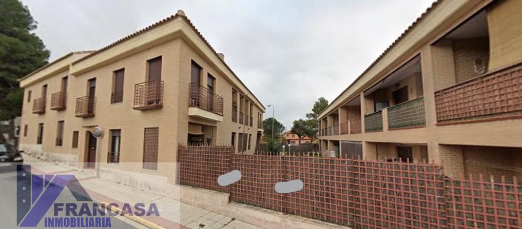 For sale of flat in Olías del Rey