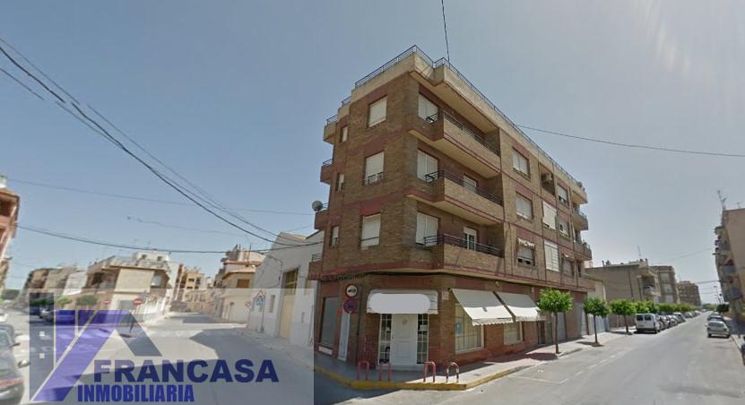 For sale of flat in Almoradí