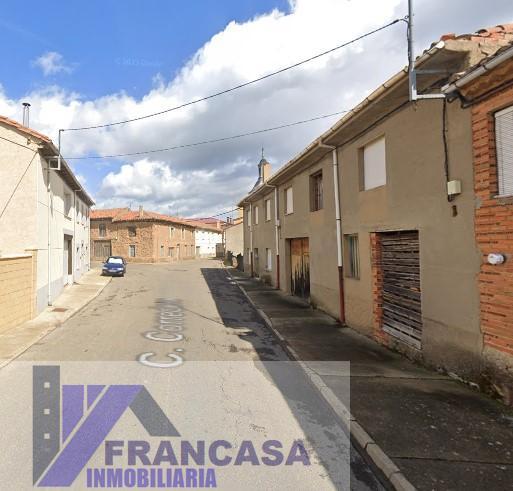 Venta de casa en Llamas de la Ribera