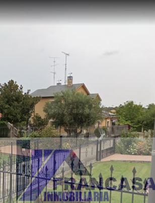 Venta de chalet en Santibáñez de Tera