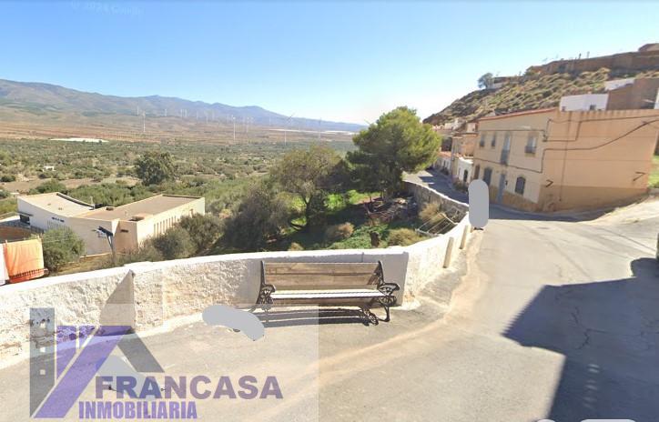For sale of house in Fiñana
