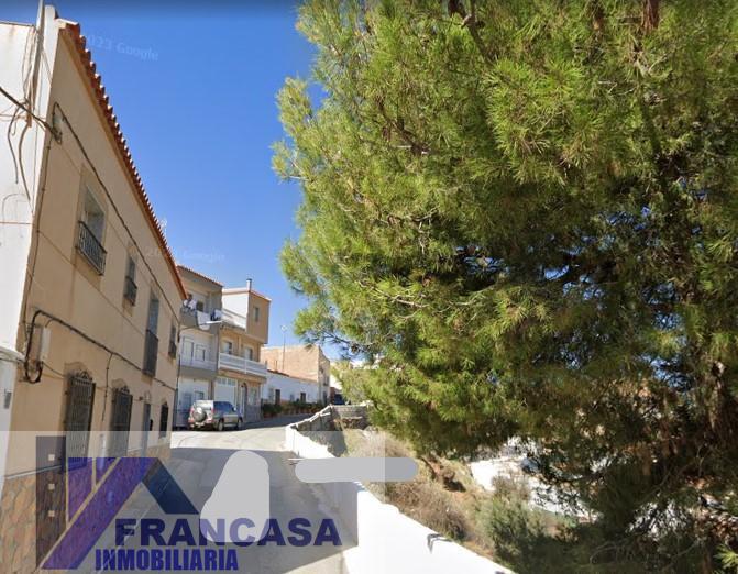 For sale of house in Fiñana