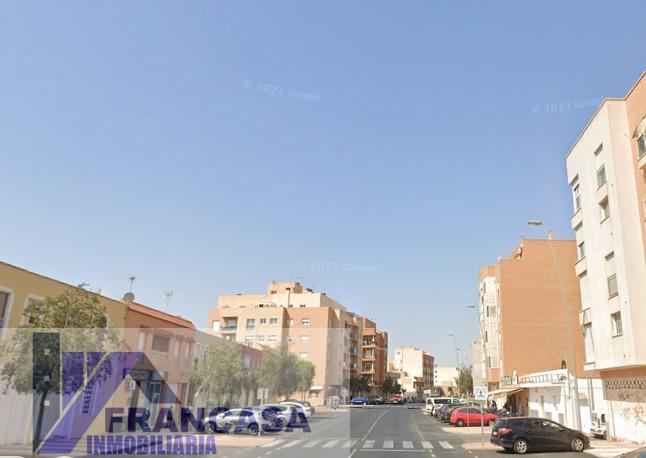 Venta de piso en Roquetas de Mar