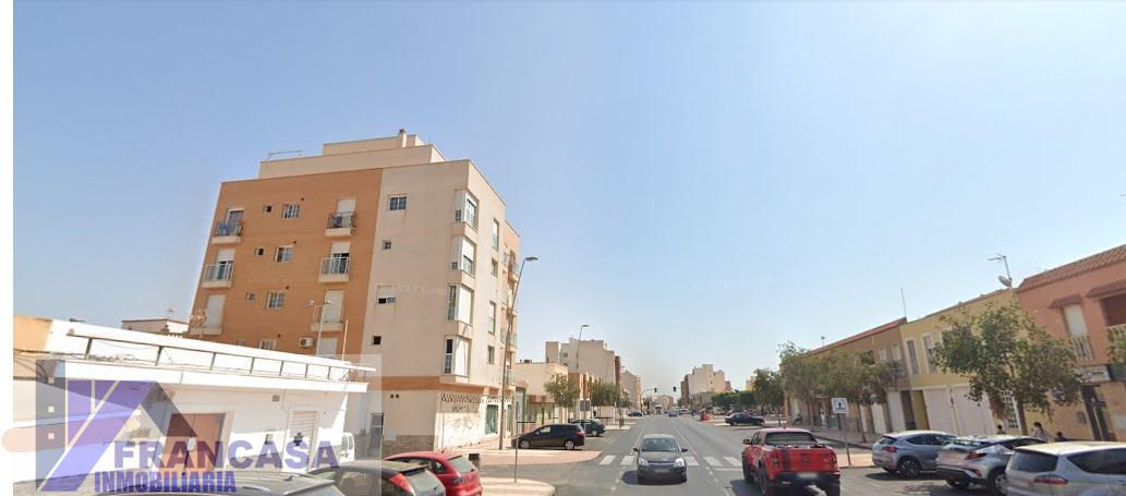 Venta de piso en Roquetas de Mar