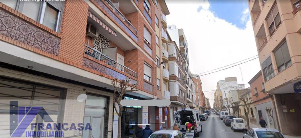 For sale of flat in Yecla