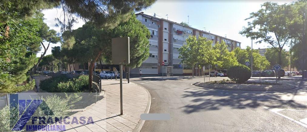 For sale of flat in Madrid