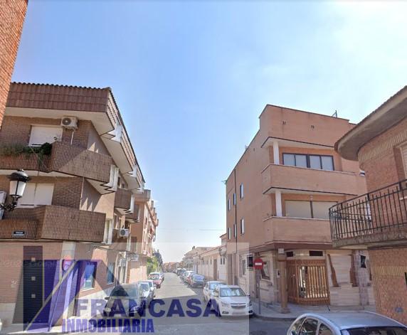 Venta de piso en Torrejón de la Calzada