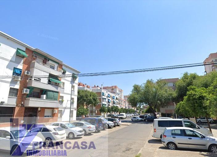 For sale of flat in Córdoba