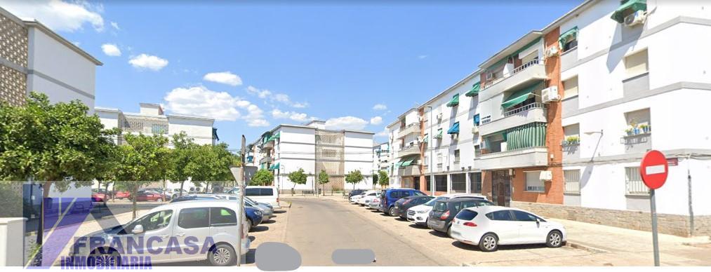 For sale of flat in Córdoba