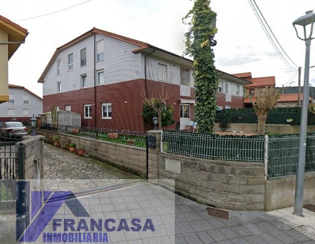 For sale of flat in Piélagos