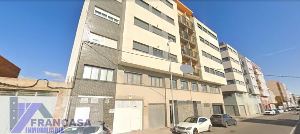 For sale of flat in Almazora