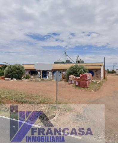 Venta de nave industrial en Navahermosa