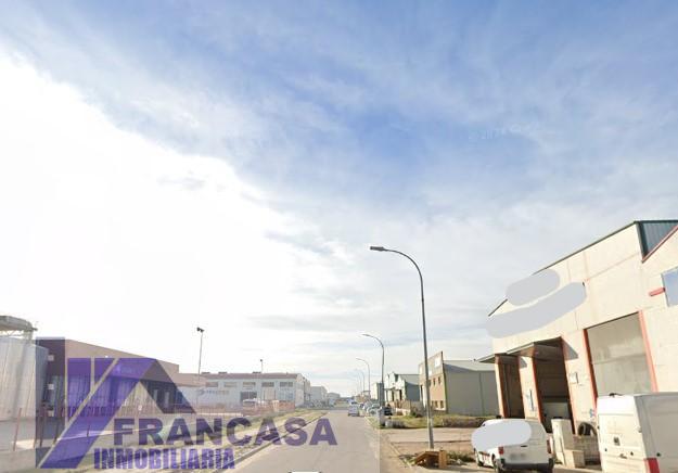 For sale of industrial plant/warehouse in Talavera de la Reina