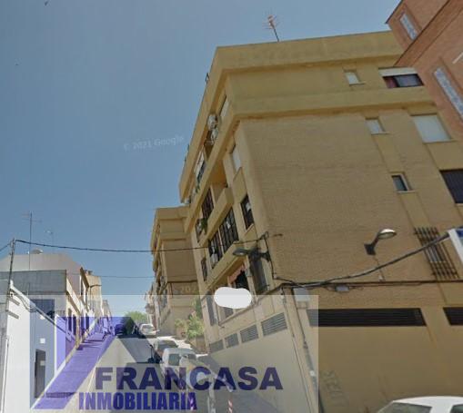 For sale of flat in Alcalá de Guadaíra