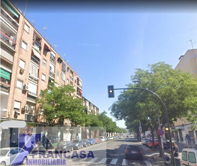 For sale of flat in Córdoba