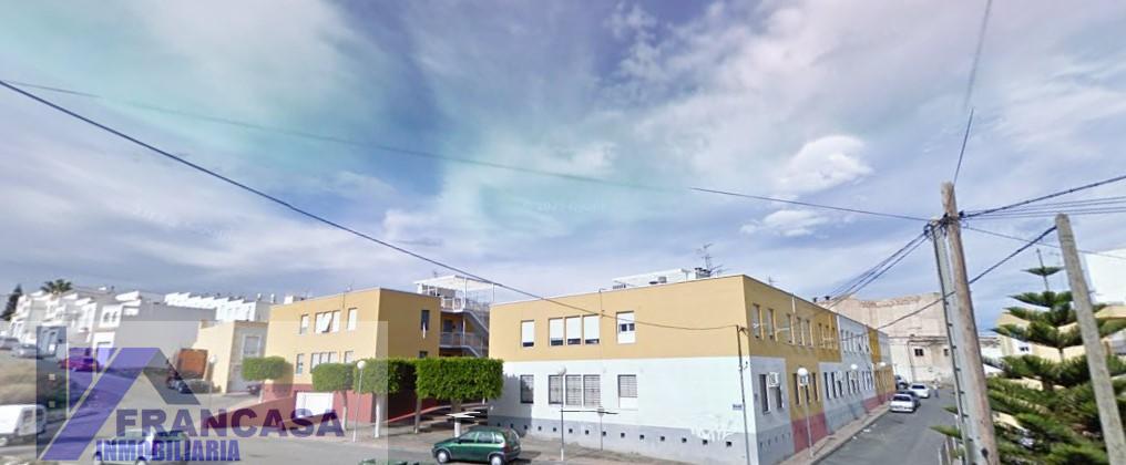 For sale of flat in Benahadux