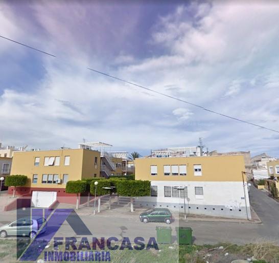 For sale of flat in Benahadux