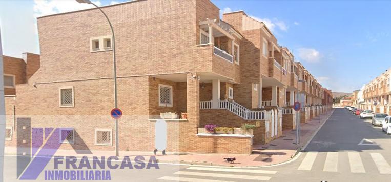 For sale of house in Almería