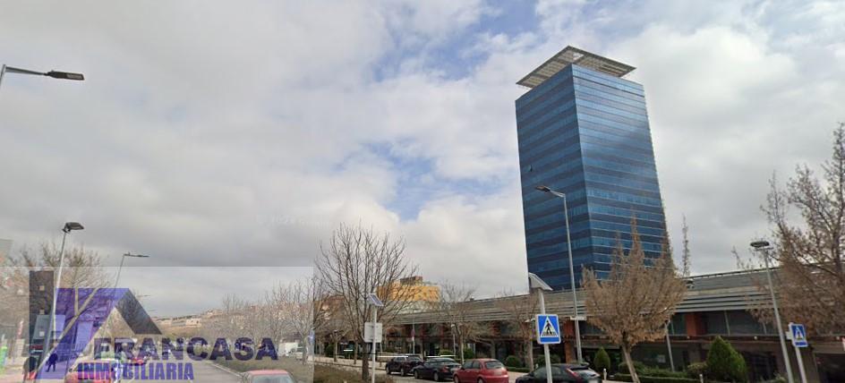 For sale of office in Alcalá de Henares