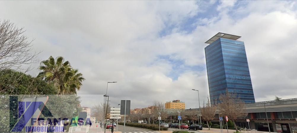 For sale of office in Alcalá de Henares