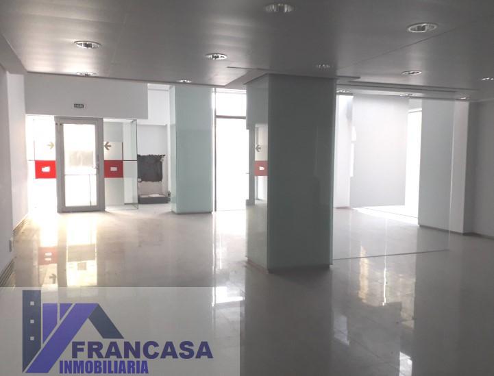 For sale of commercial in Cádiz