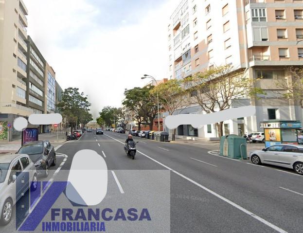 For sale of commercial in Cádiz