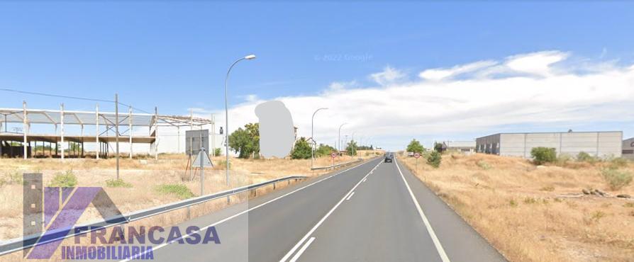 For sale of industrial plant/warehouse in Mazarambroz