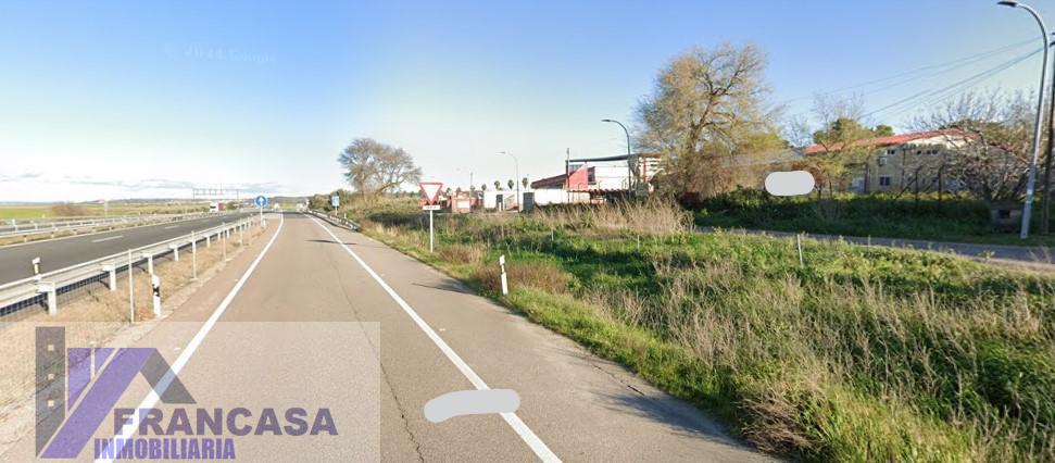 For sale of industrial plant/warehouse in Calzada de Oropesa