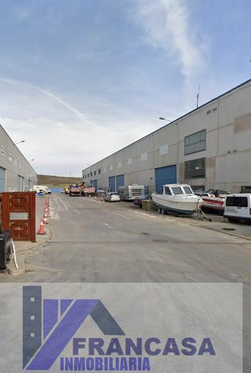 For sale of industrial plant/warehouse in Borox