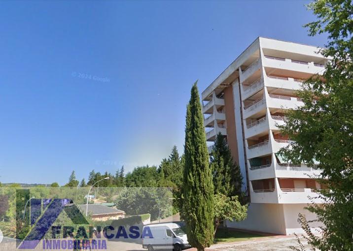 For sale of flat in Pareja