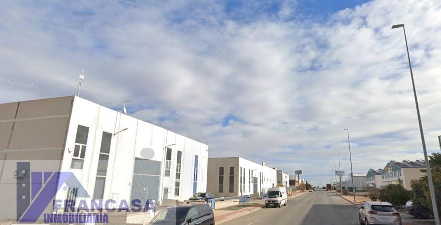 For sale of industrial plant/warehouse in Albacete