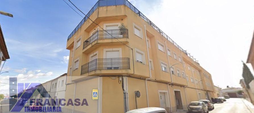 For sale of flat in Socuéllamos