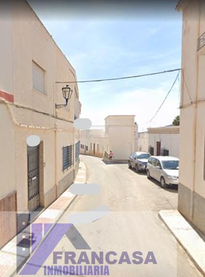 Venta de piso en Dalías