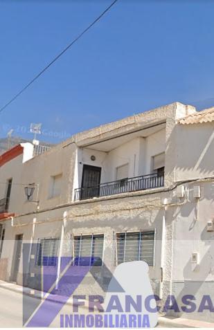 Venta de piso en Dalías