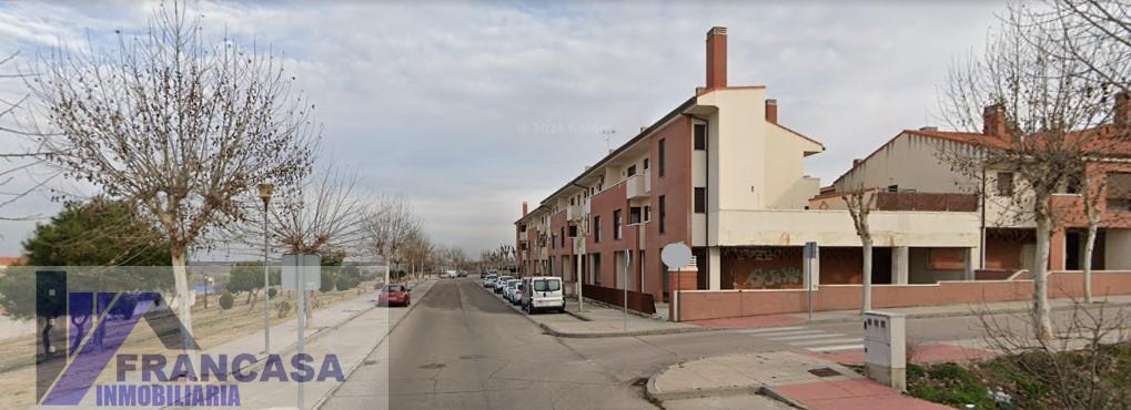 For sale of flat in Las Ventas de Retamosa