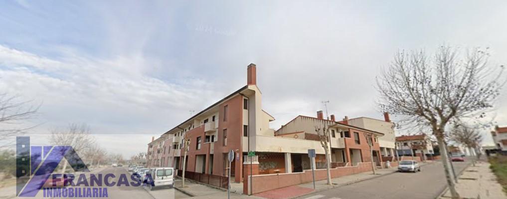 For sale of flat in Las Ventas de Retamosa