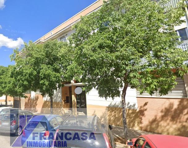 For sale of flat in Cáceres