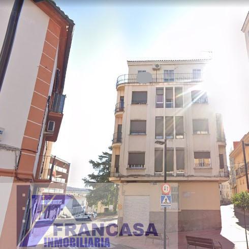 For sale of flat in Plasencia