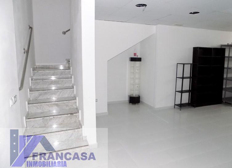 For sale of commercial in Málaga