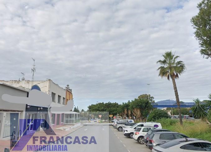 For sale of commercial in Estepona