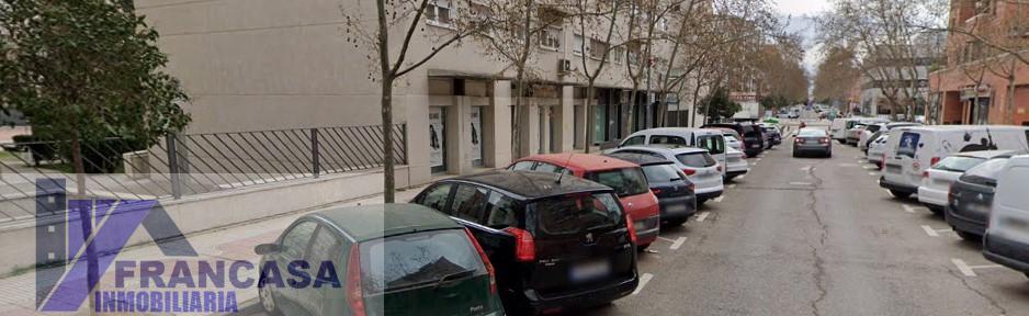 For sale of commercial in Alcorcón