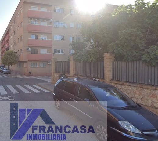 For sale of flat in Algemesí