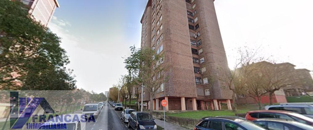 For sale of flat in Santander