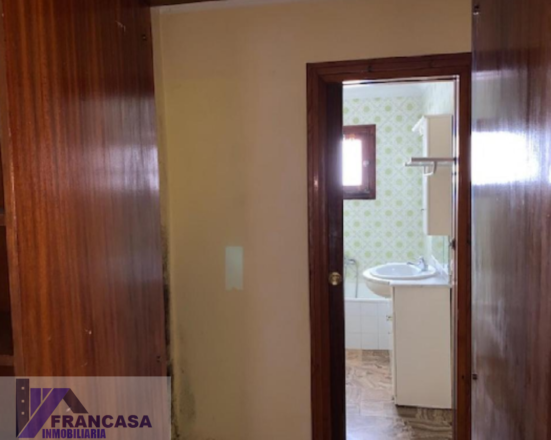 For sale of flat in Chiclana de la Frontera